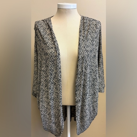Nordstrom Painted Threads Black White Oversized Cardigan Sweater women's size M - Picture 3 of 9